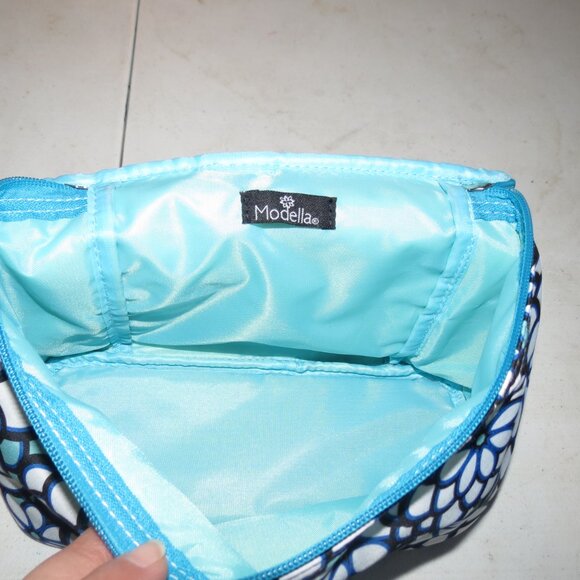 Modella 9 inch White and Blue Floral Bag - Picture 3 of 4